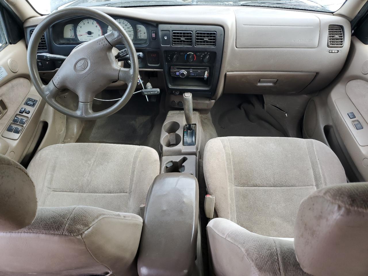 2004 Toyota Tacoma - Image 8