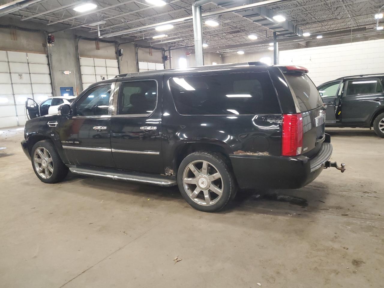 2010 Cadillac Escalade - Image 2