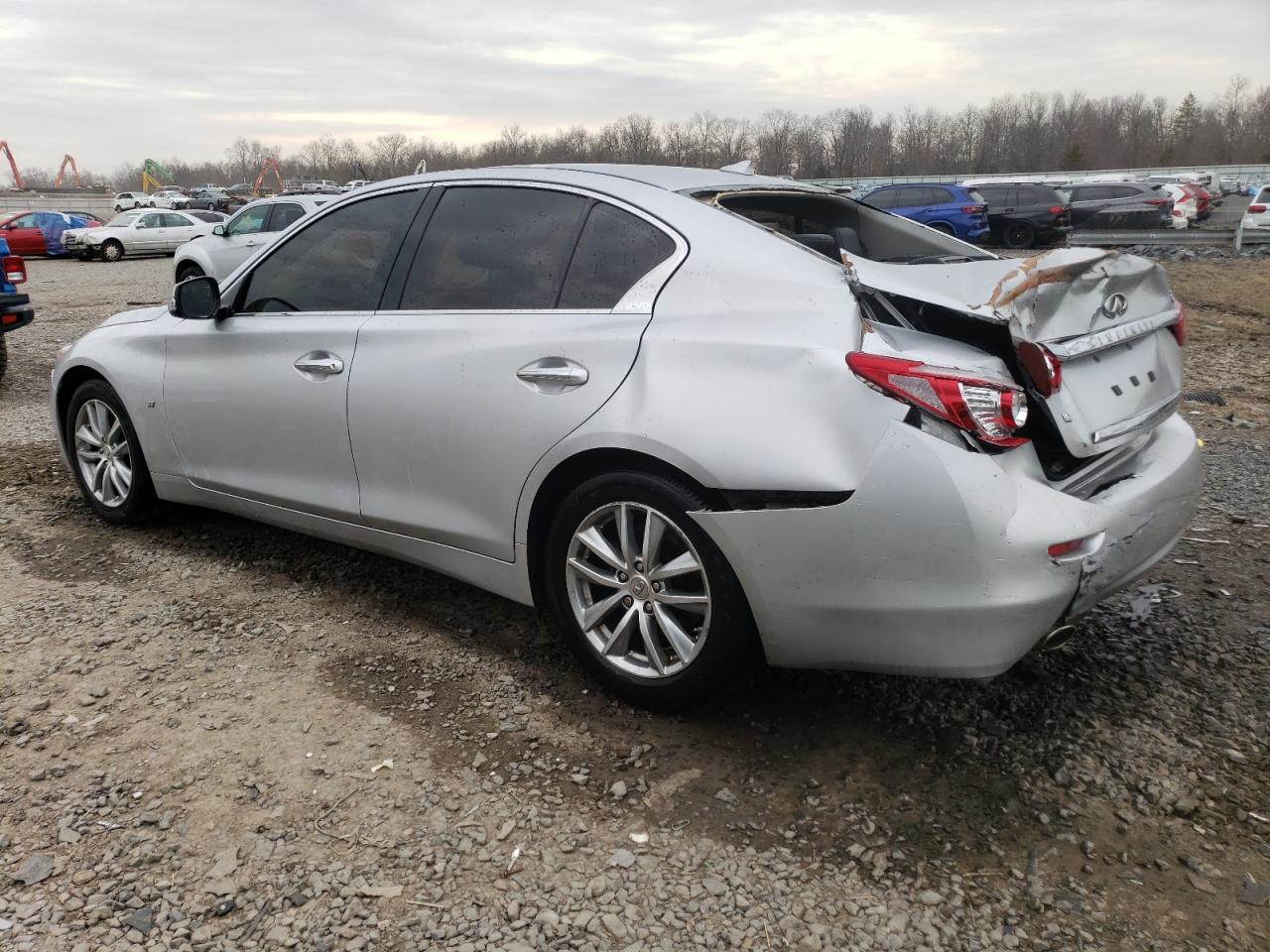 2015 Infiniti Q50 - Image 2