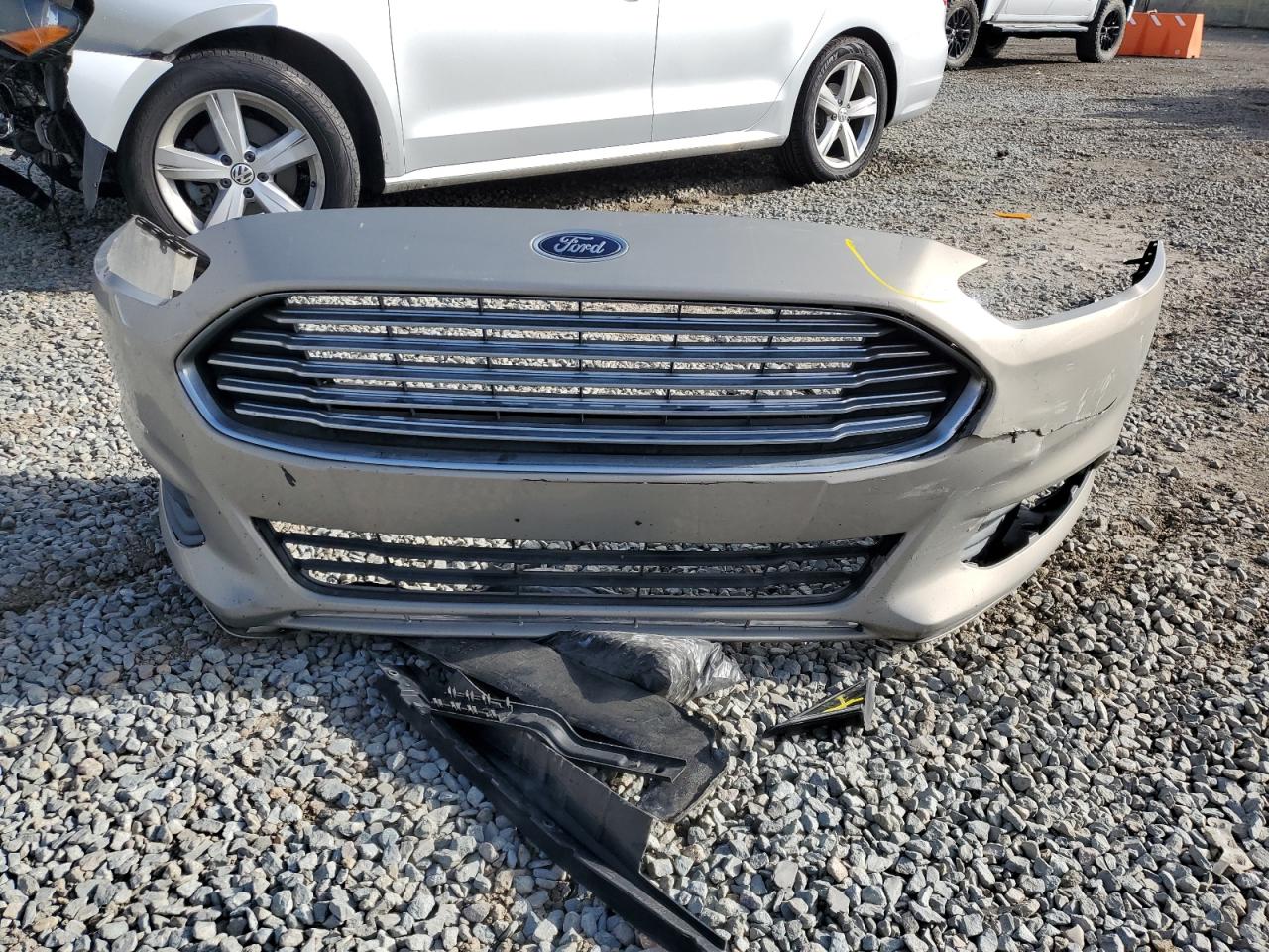 2016 Ford Fusion - Image 12