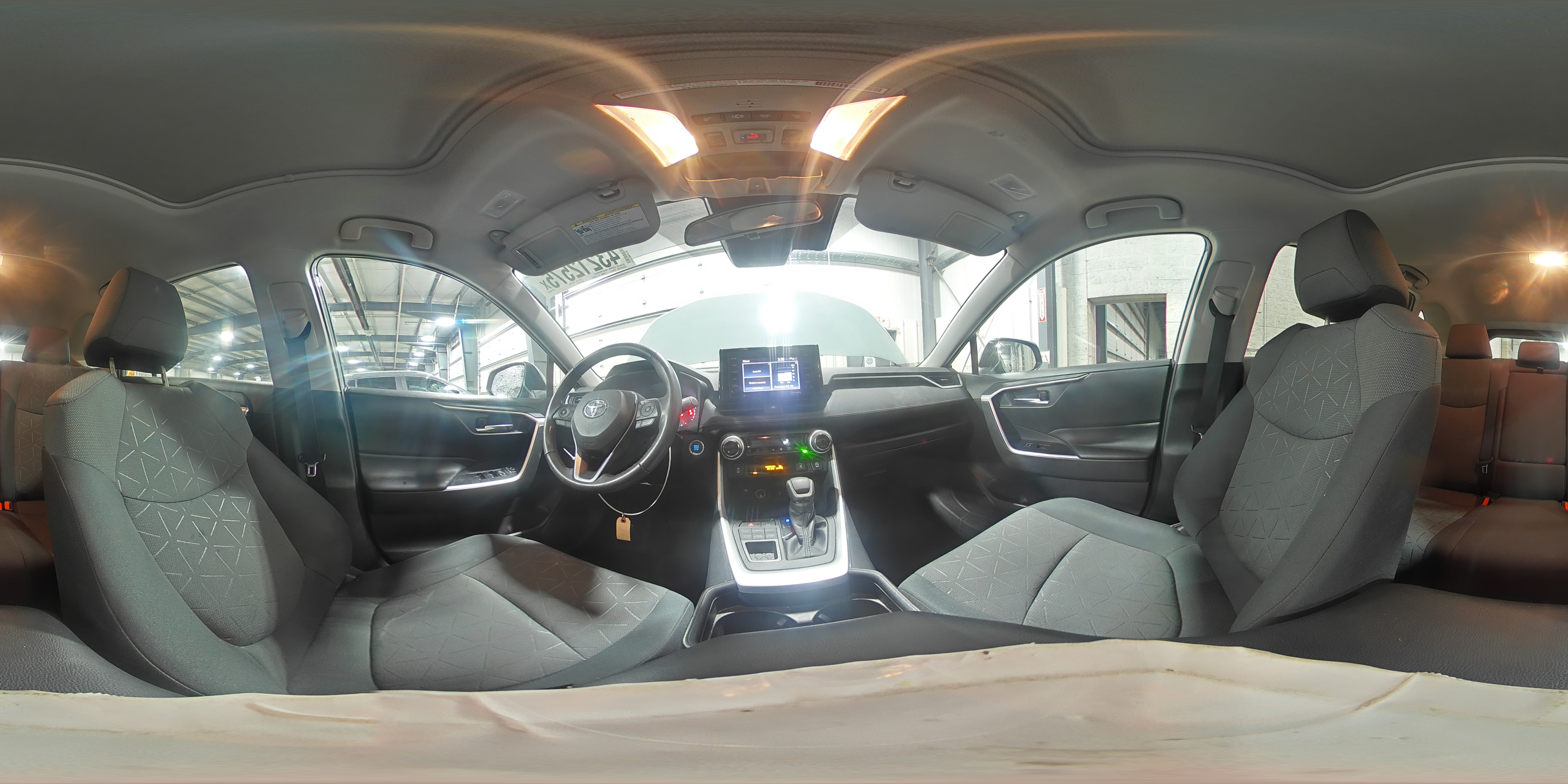 2020 Toyota RAV 4 - Image 16