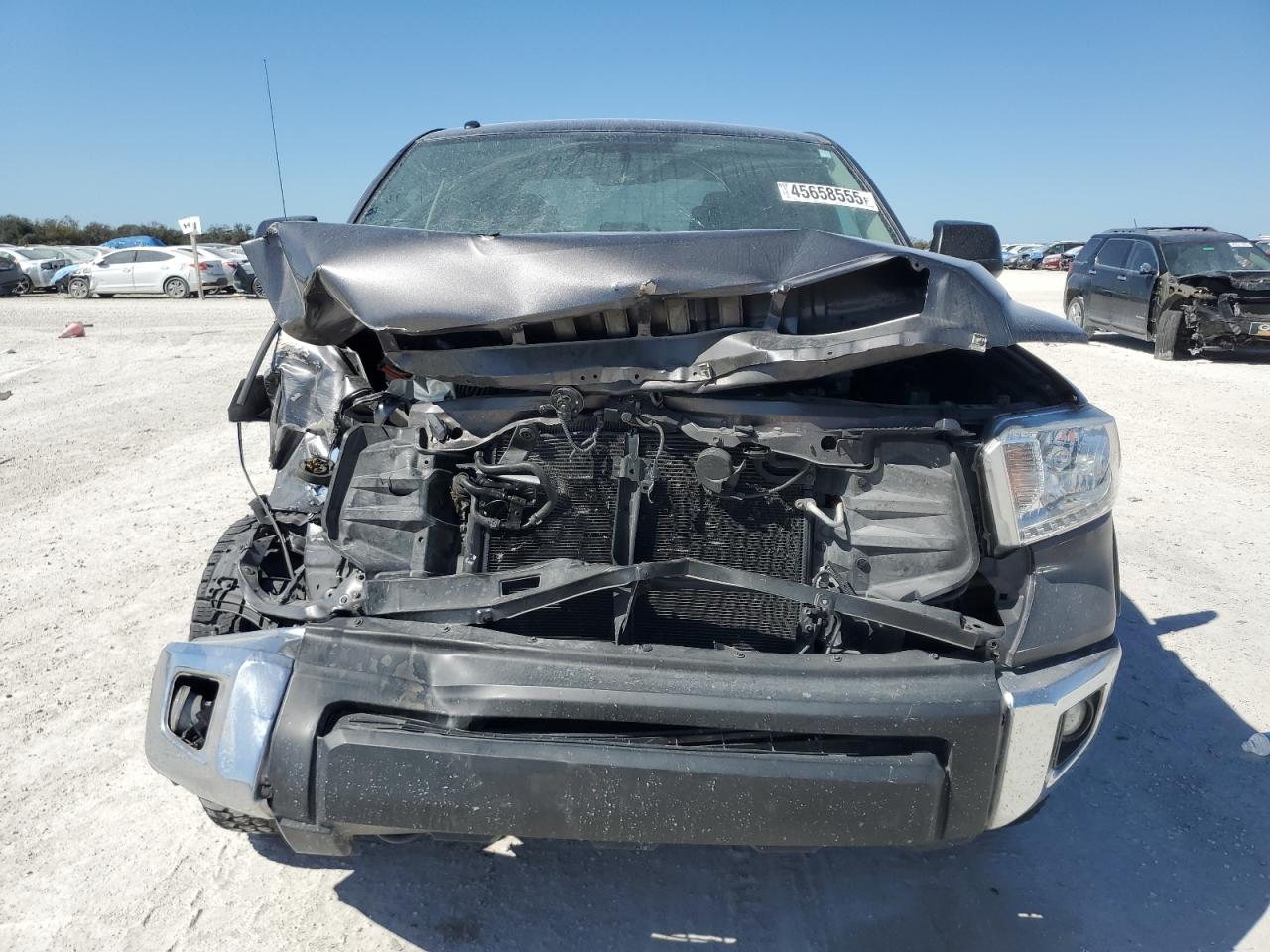 2015 Toyota Tundra - Image 5