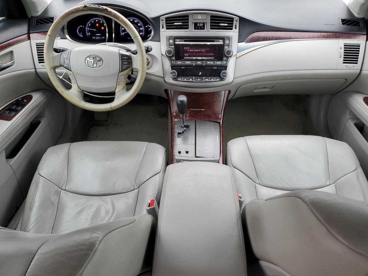 2011 Toyota Avalon - Image 8