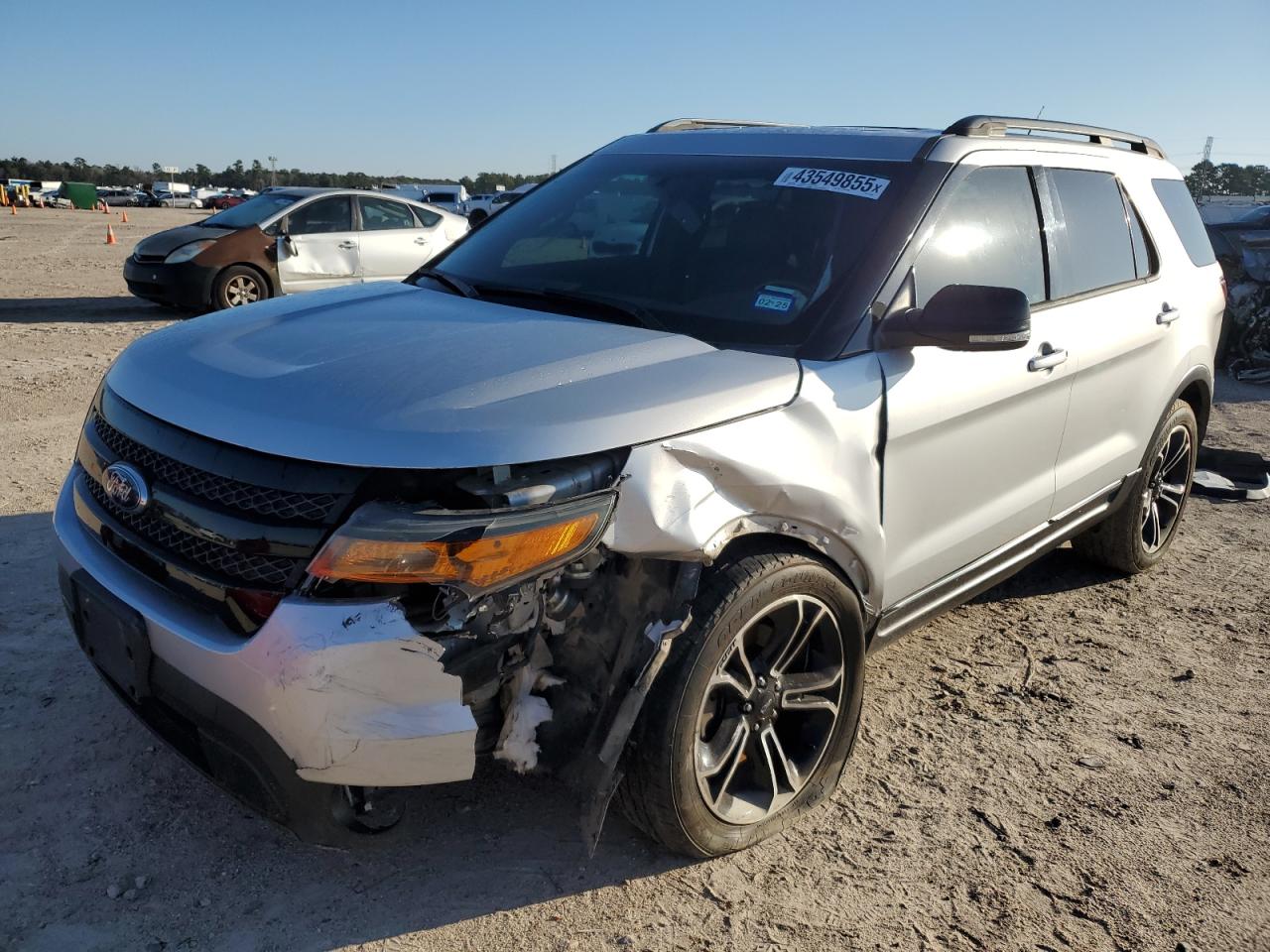 2015 Ford Explorer - Image 1