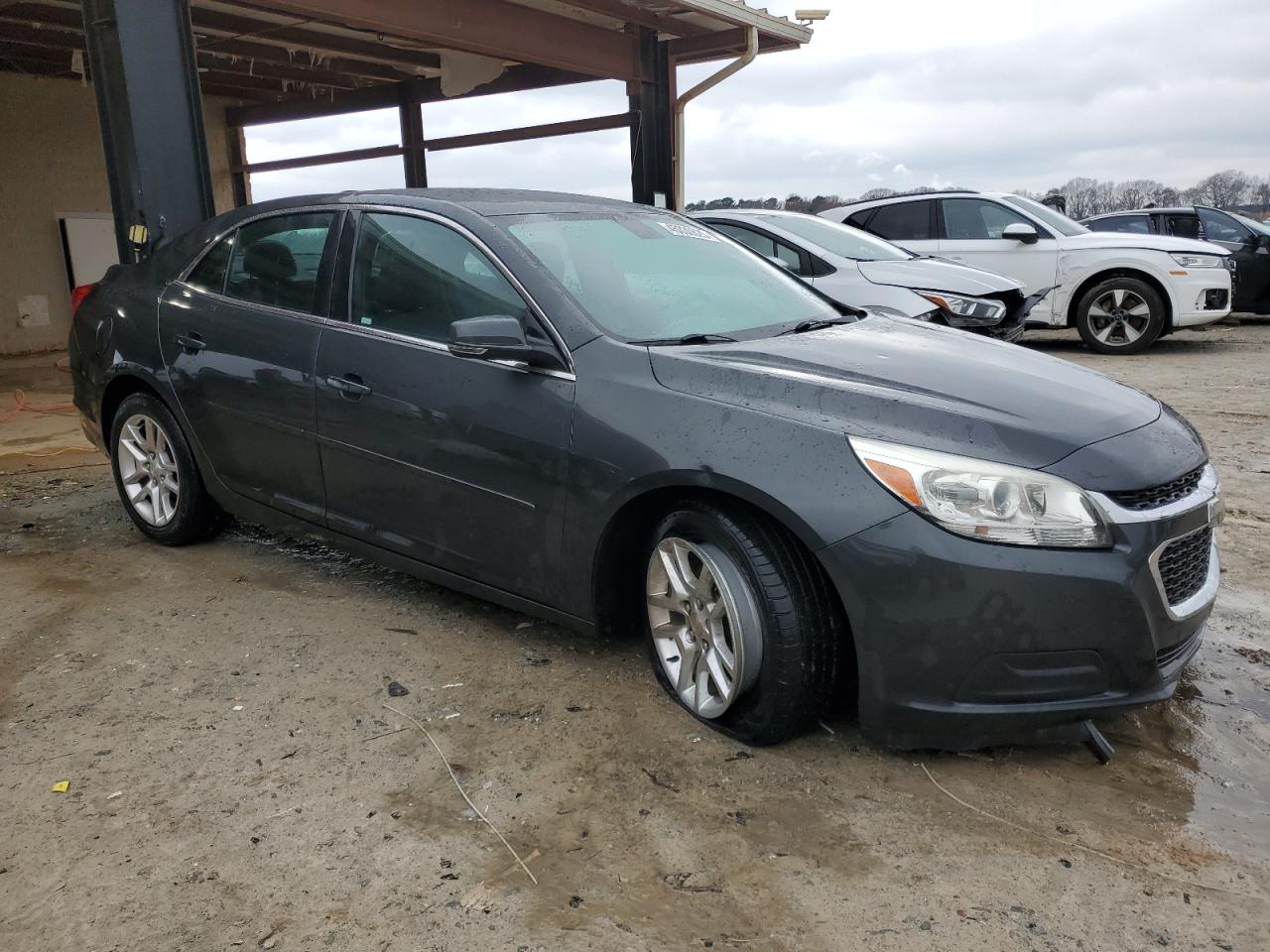 2015 Chevrolet Malibu - Image 4
