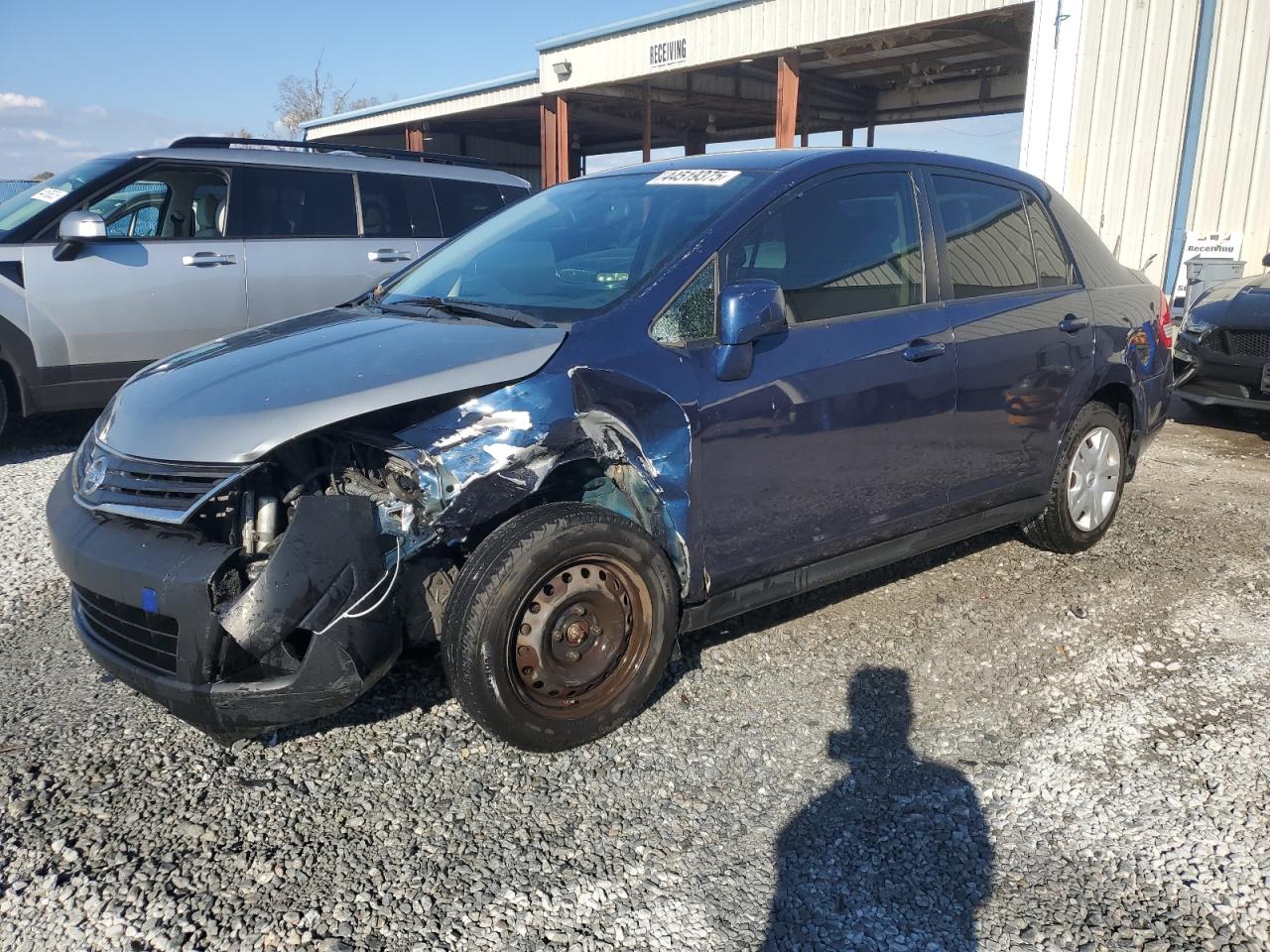 2010 Nissan Versa - Image 1