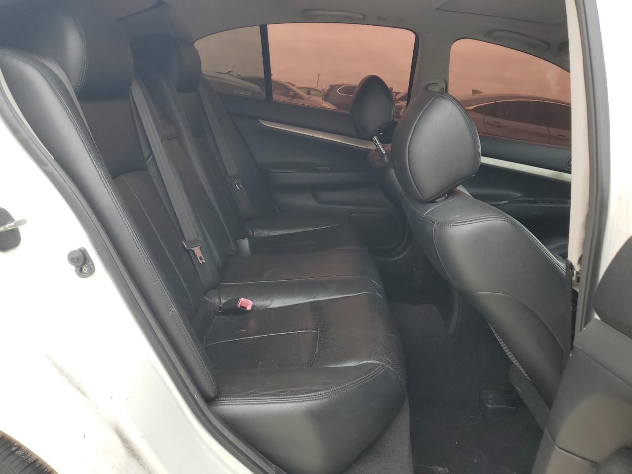 2012 Infiniti G - Image 10