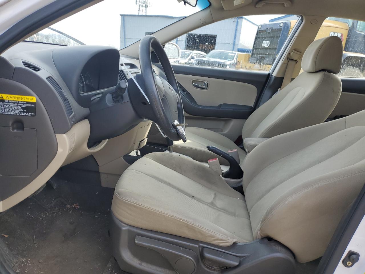 2010 Hyundai Elantra - Image 7