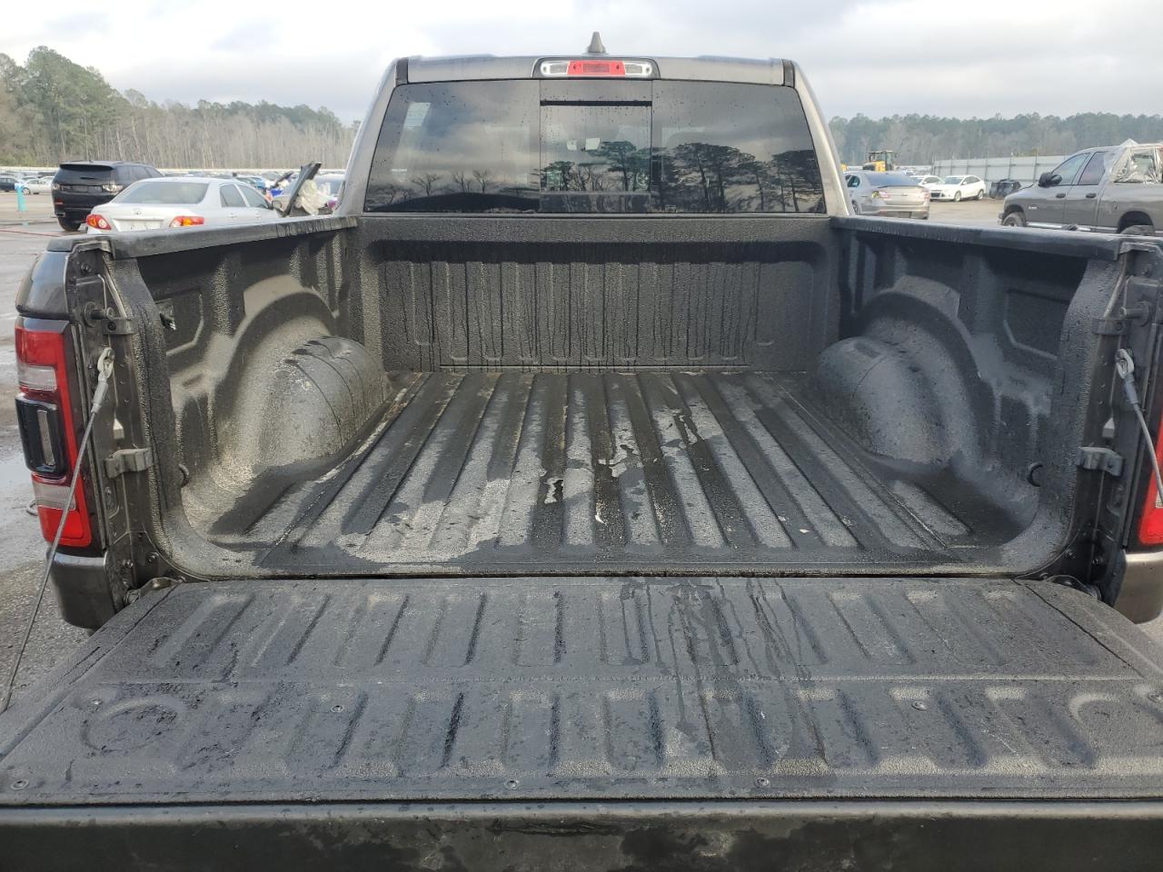 2021 RAM 1500 - Image 6