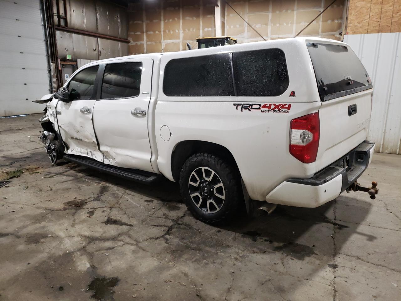 2015 Toyota Tundra - Image 2