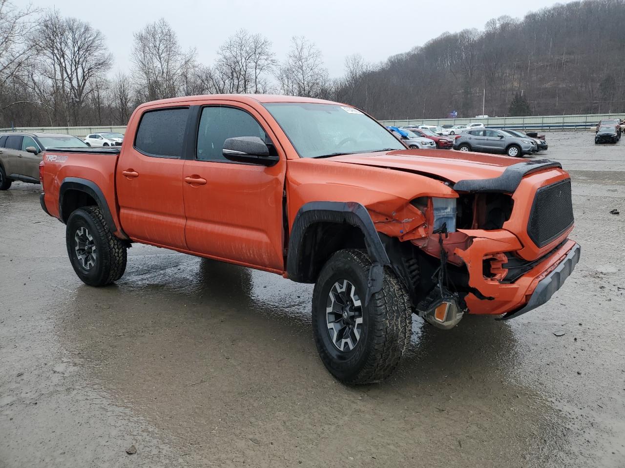 2017 Toyota Tacoma - Image 4