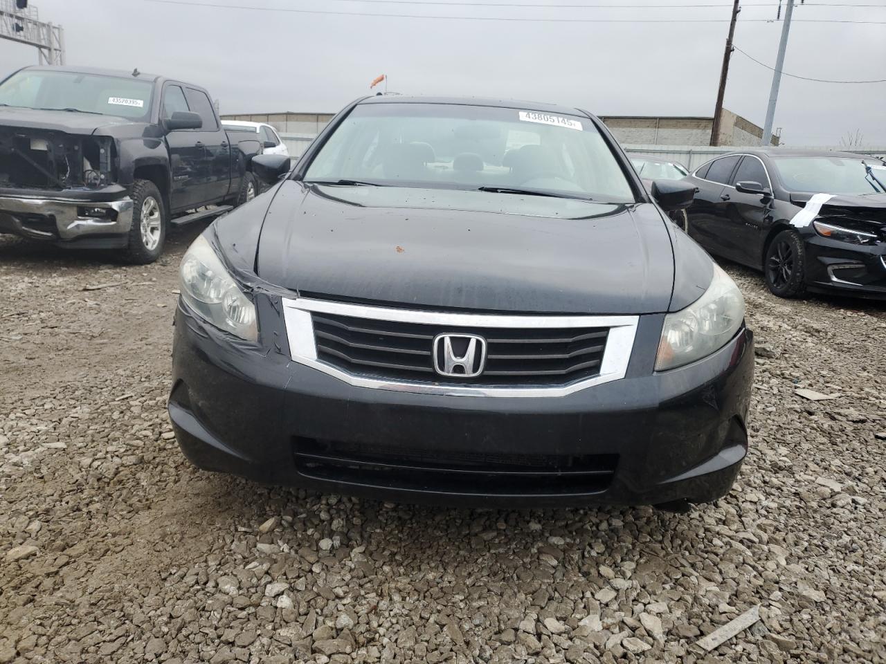 2009 Honda Accord - Image 5