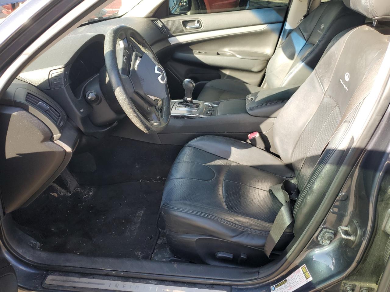 2011 Infiniti G - Image 7