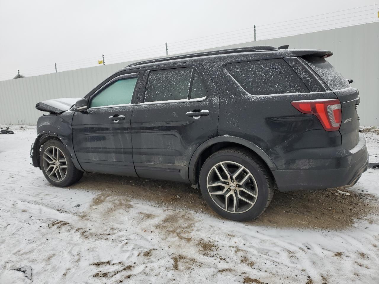 2016 Ford Explorer - Image 2