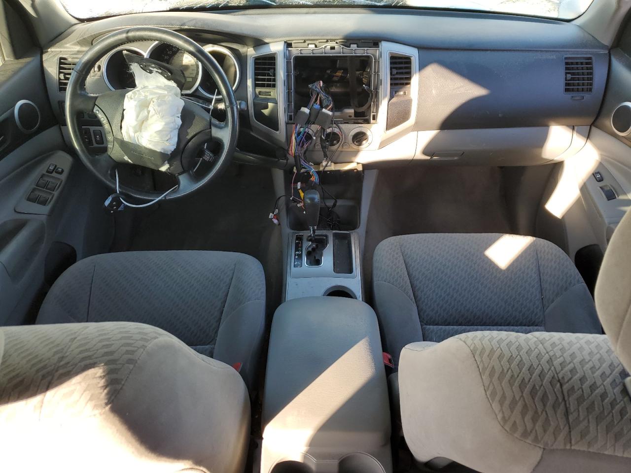 2009 Toyota Tacoma - Image 8