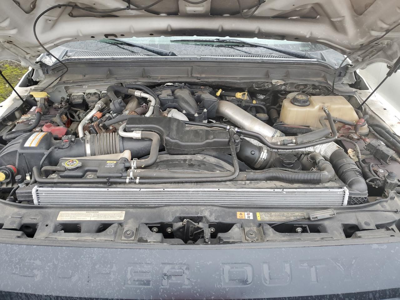 2012 Ford F550 - Image 12