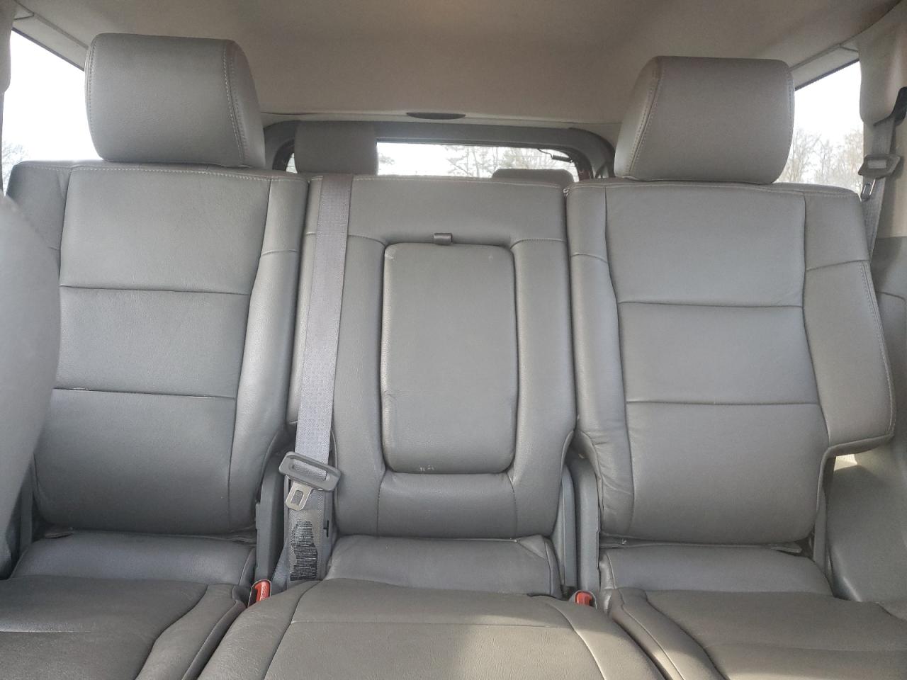 2007 Jeep Commander - Image 10
