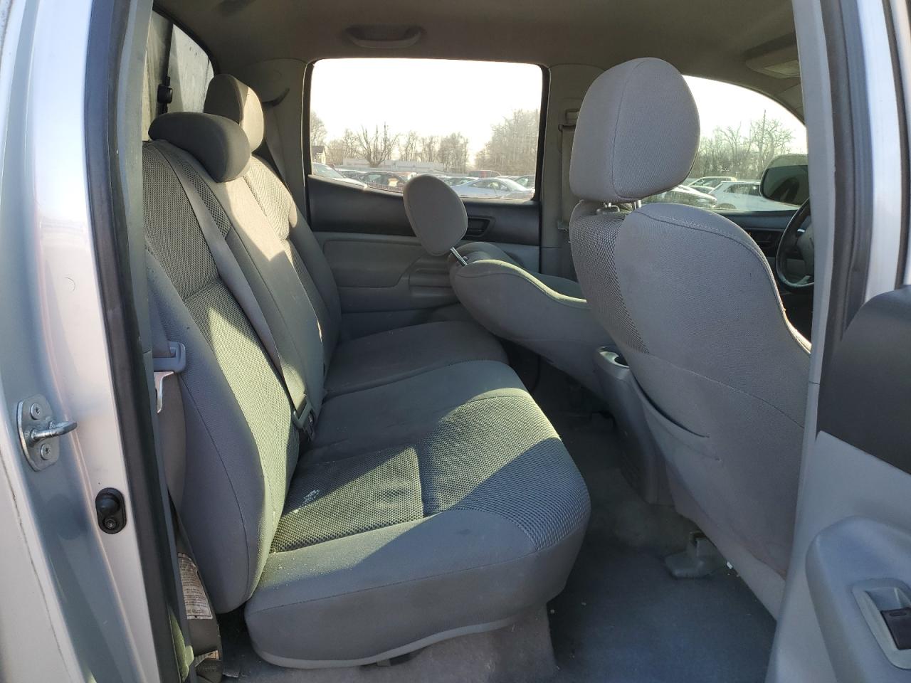 2005 Toyota Tacoma - Image 10