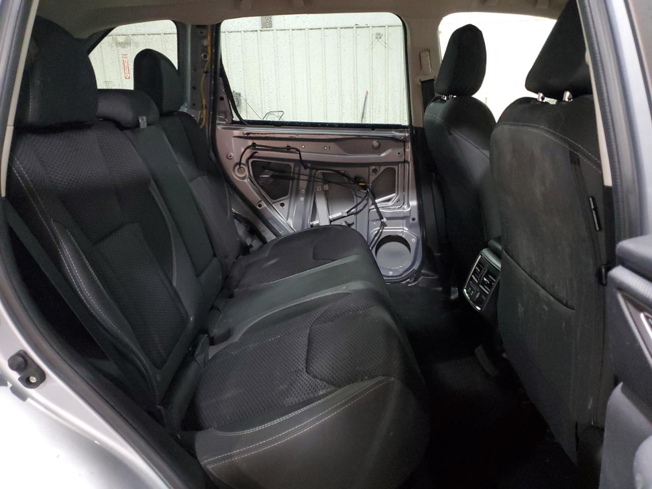 2021 Subaru Forester - Image 11