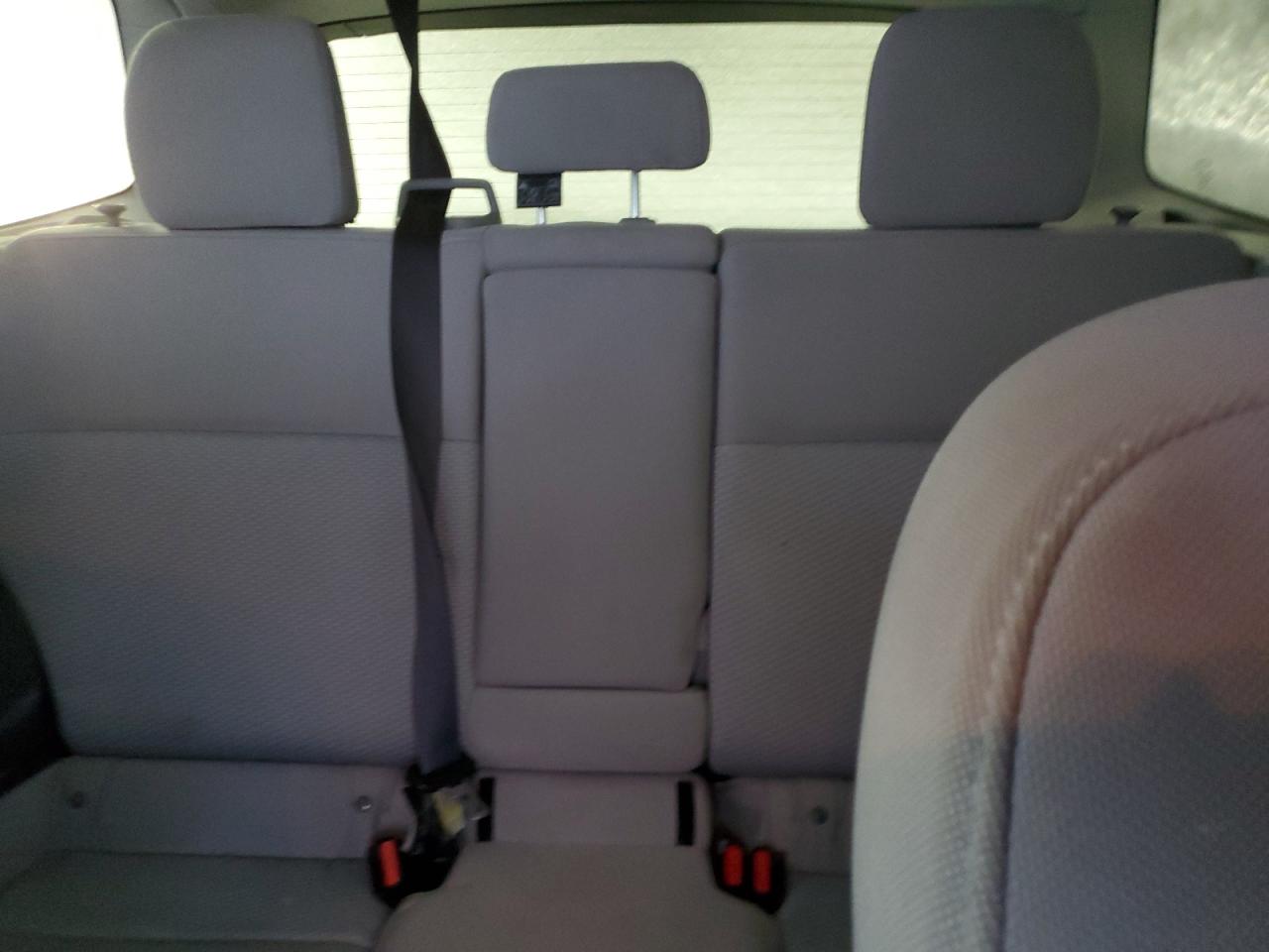 2016 Subaru Forester - Image 10