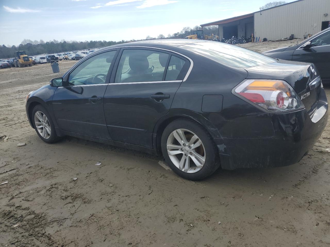 2012 Nissan Altima - Image 2