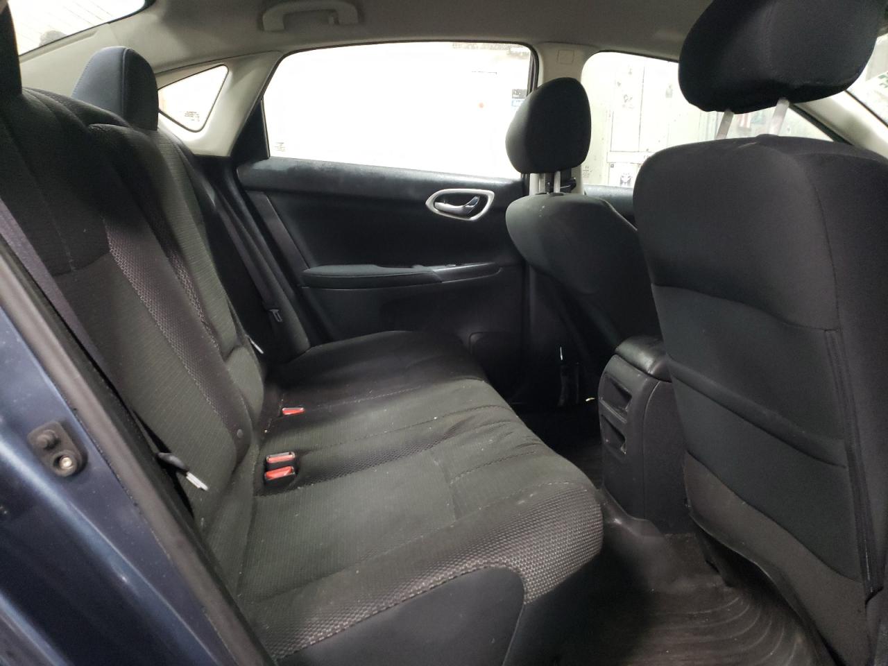 2013 Nissan Sentra - Image 10