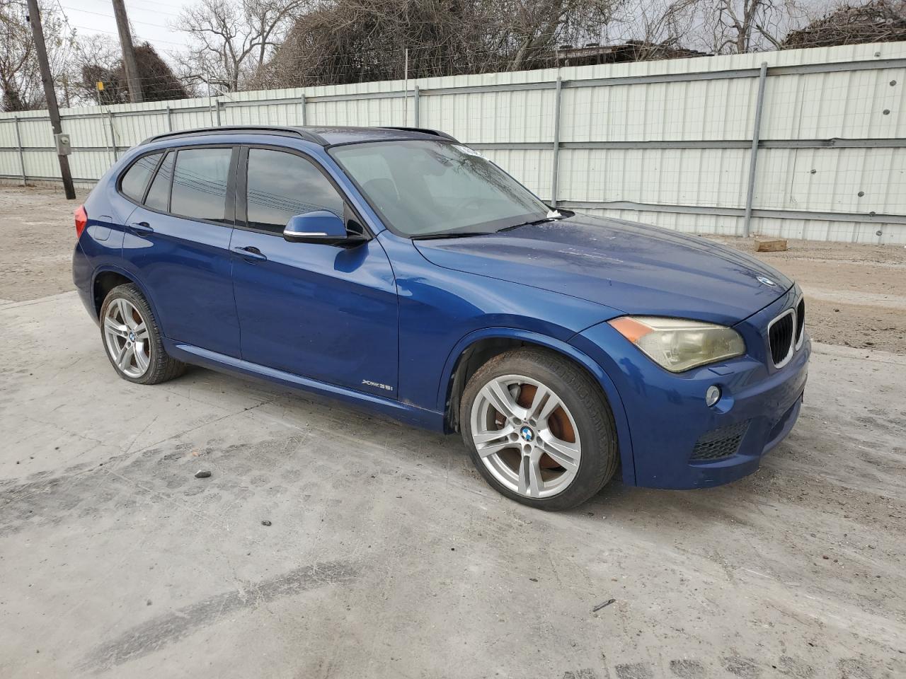 2013 BMW X1 - Image 4