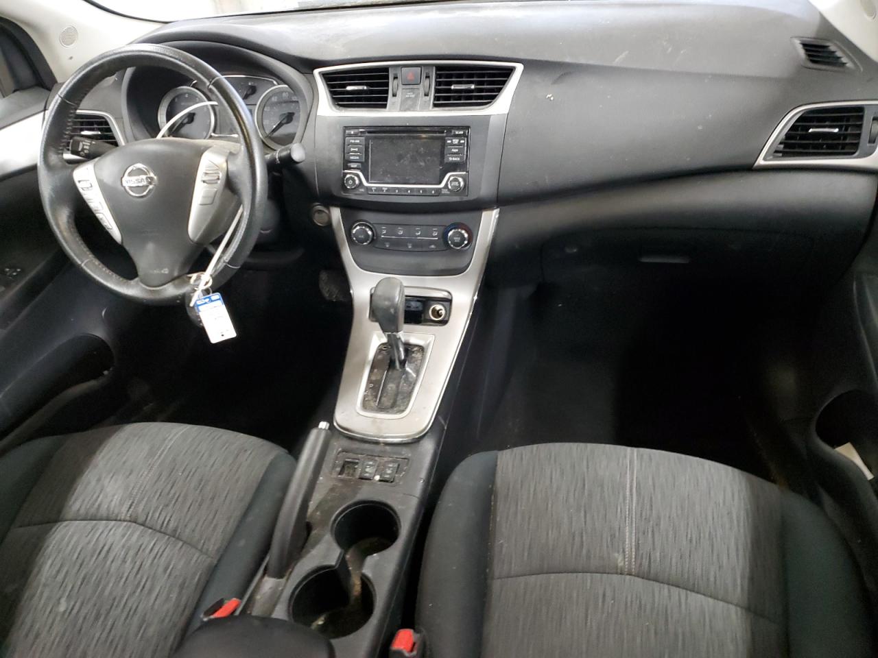 2015 Nissan Sentra - Image 8