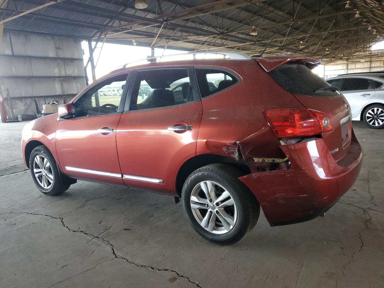 2013 Nissan Rogue - Image 2