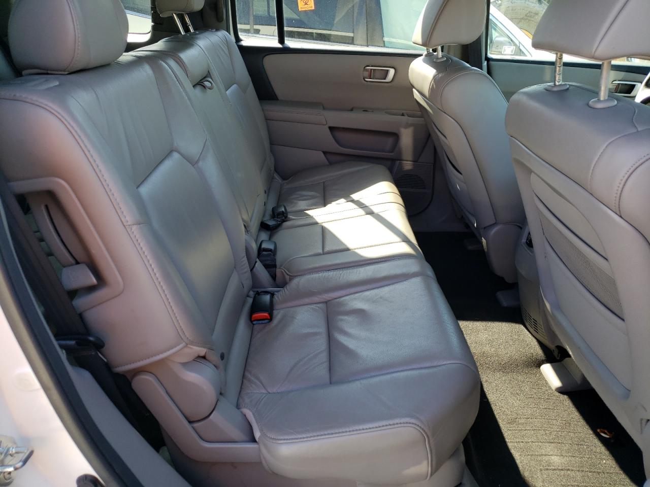 2010 Honda Pilot - Image 11