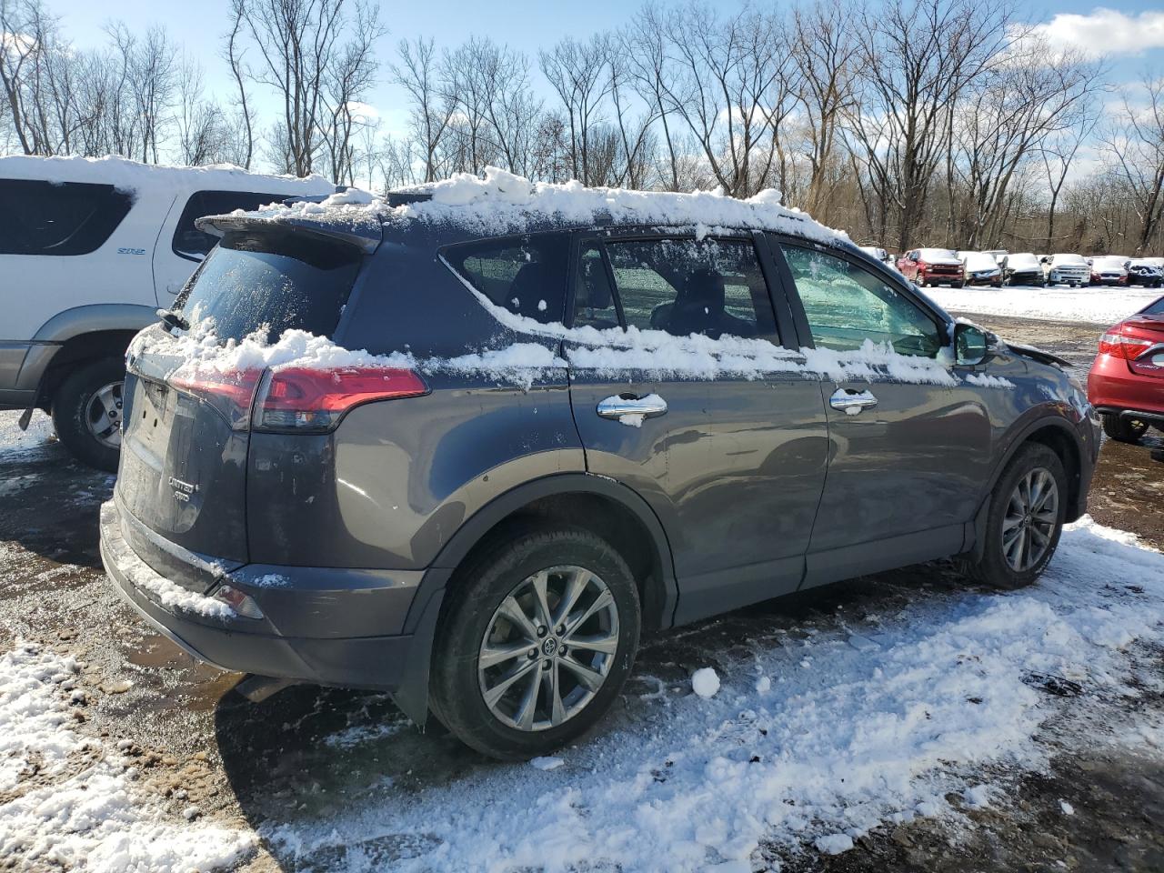 2017 Toyota RAV 4 - Image 3