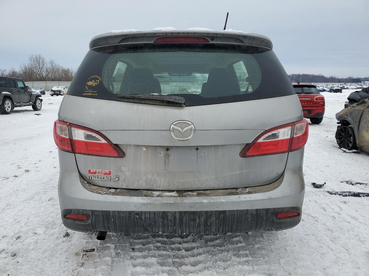 2012 Mazda 5 - Image 6