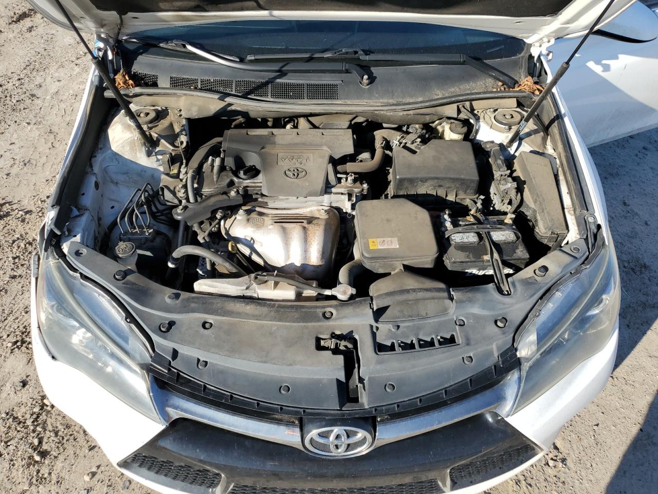 2017 Toyota Camry - Image 13
