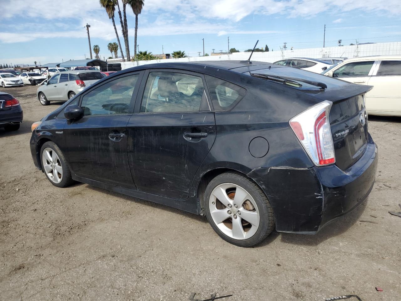2012 Toyota Prius - Image 2