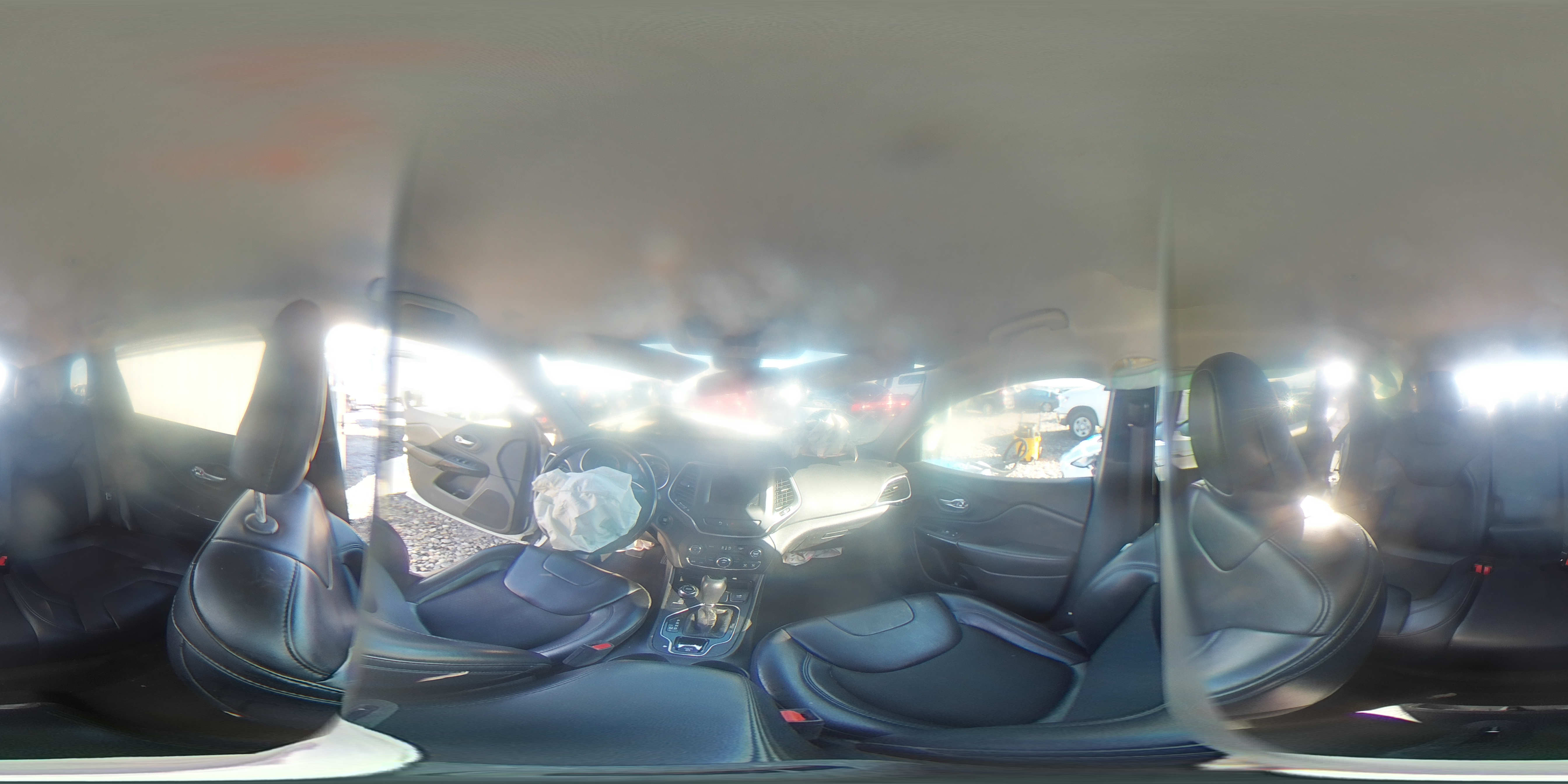 2019 Jeep Grand Cherokee - Image 14