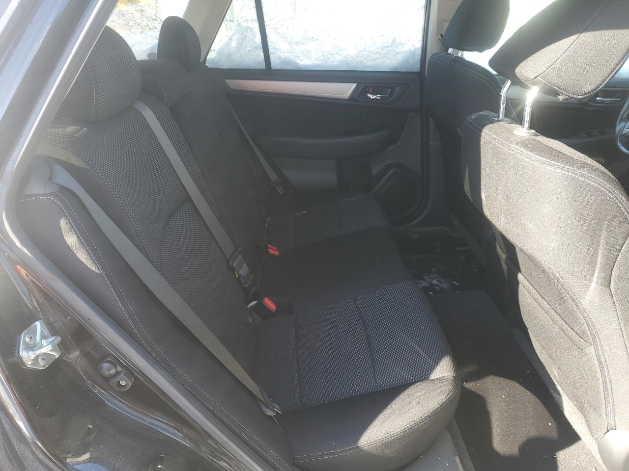2015 Subaru Outback - Image 11
