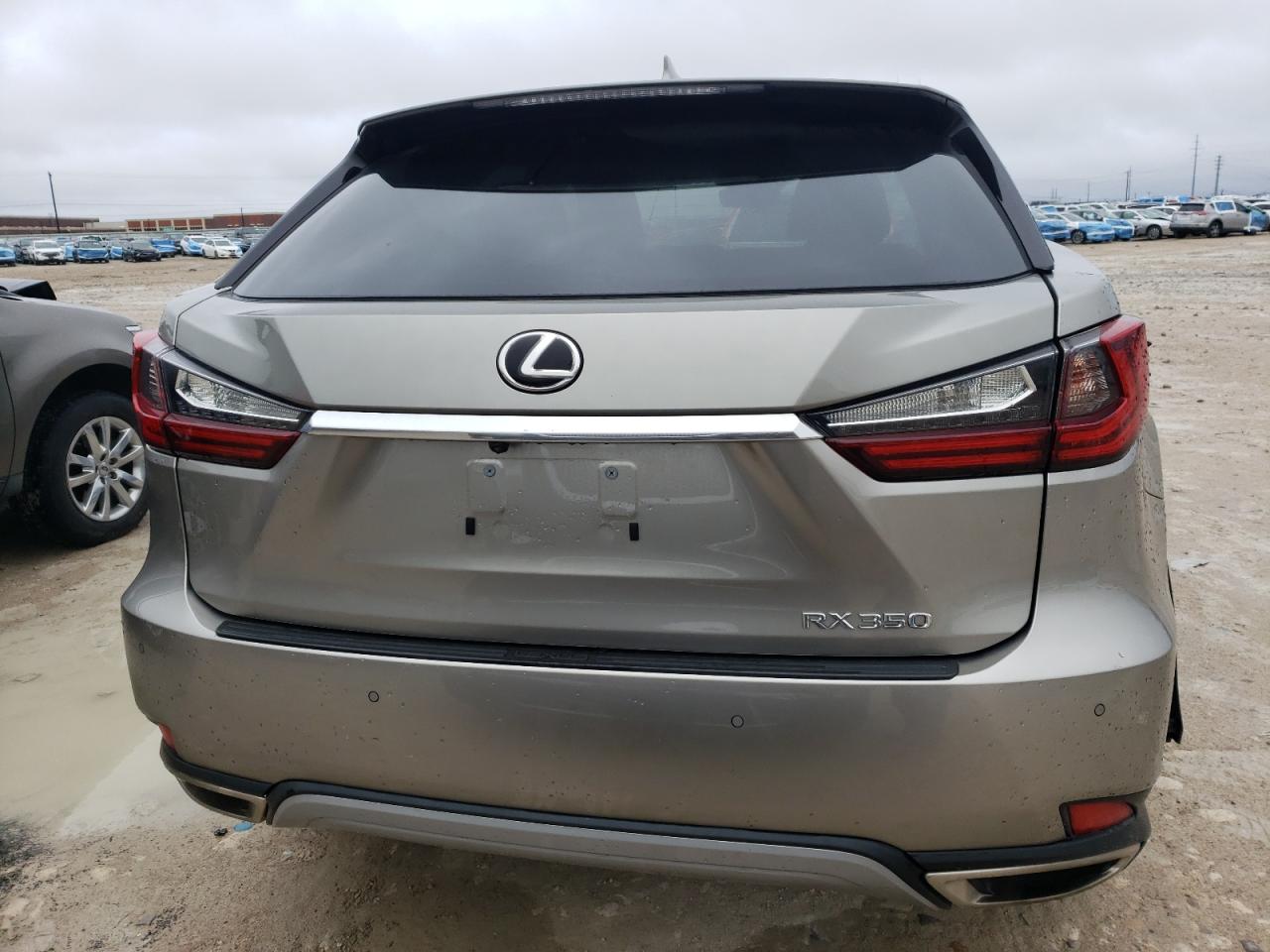 2022 Lexus RX - Image 6