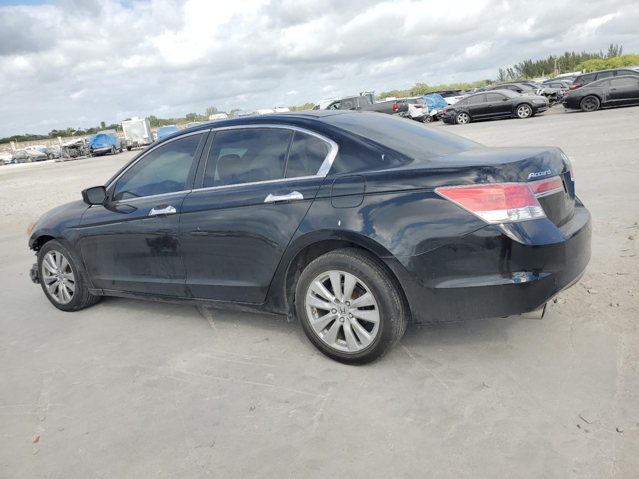 2012 Honda Accord - Image 2