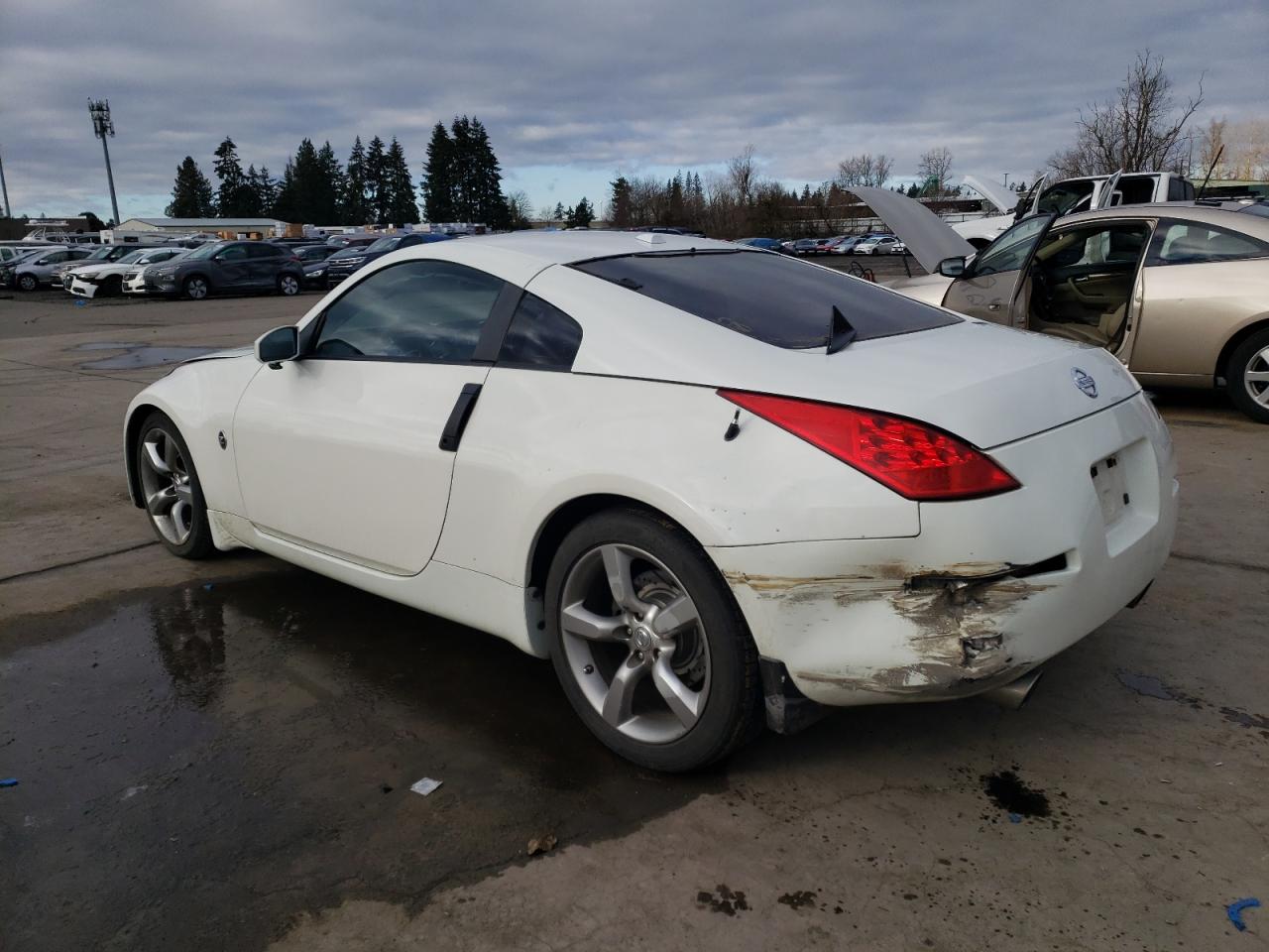 2008 Nissan 350Z - Image 2