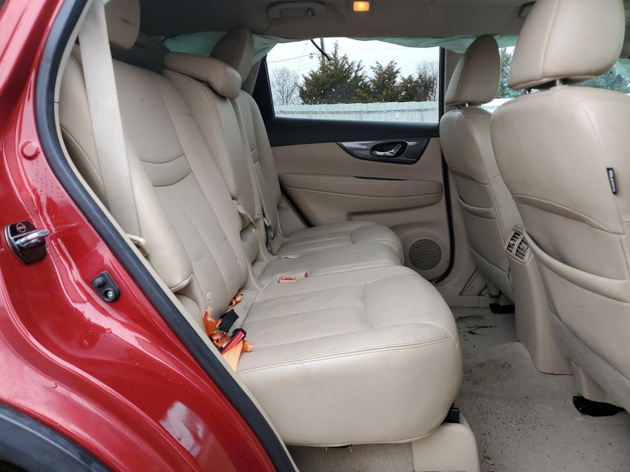 2015 Nissan Rogue - Image 11