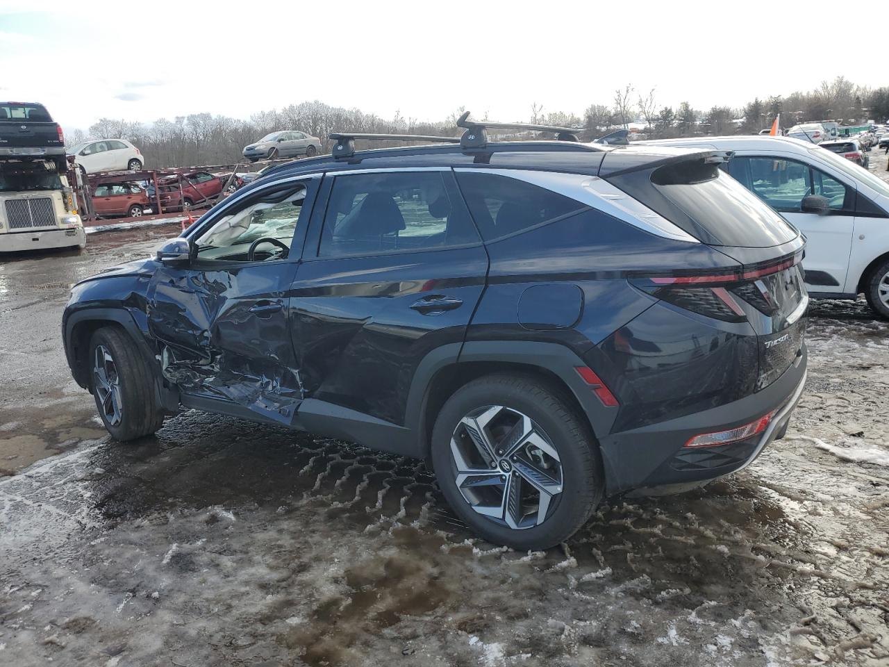 2022 Hyundai Tucson - Image 2