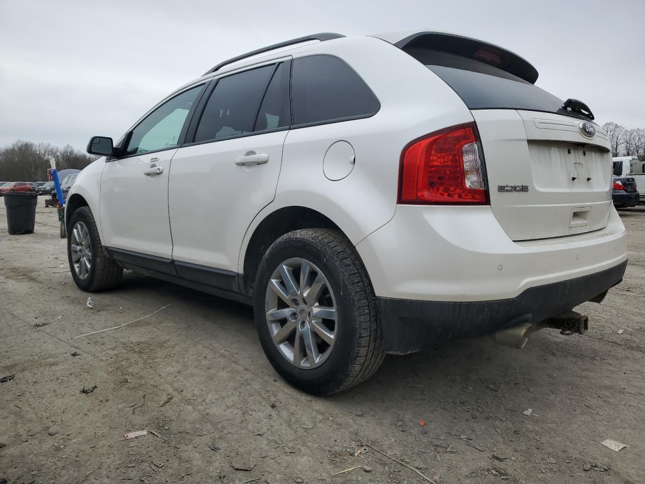 2014 Ford Edge - Image 2