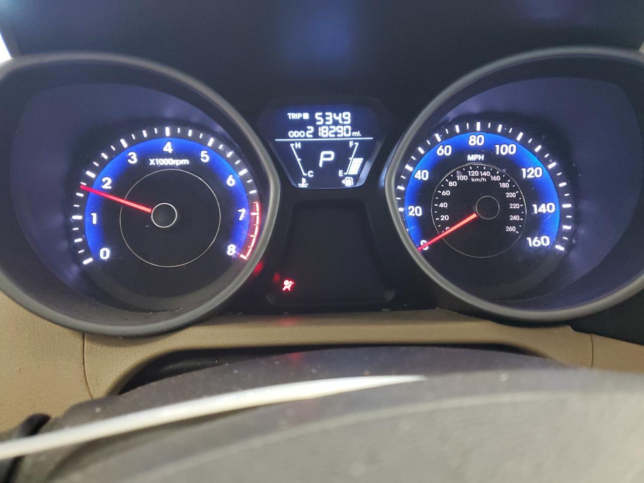 2012 Hyundai Elantra - Image 9