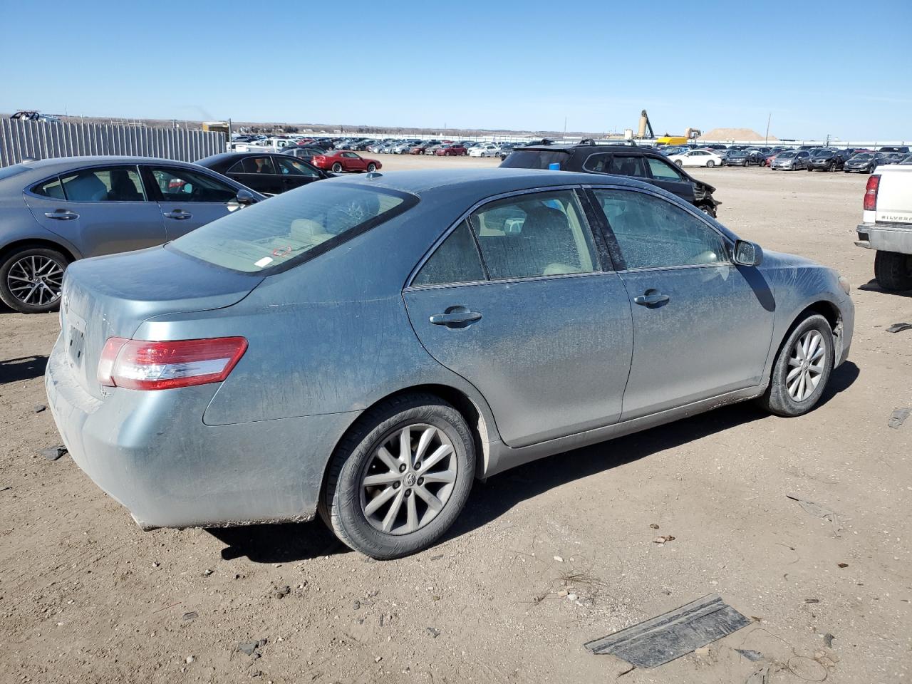 2010 Toyota Camry - Image 3