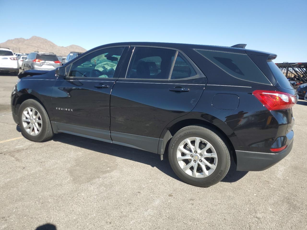 2019 Chevrolet Equinox - Image 2