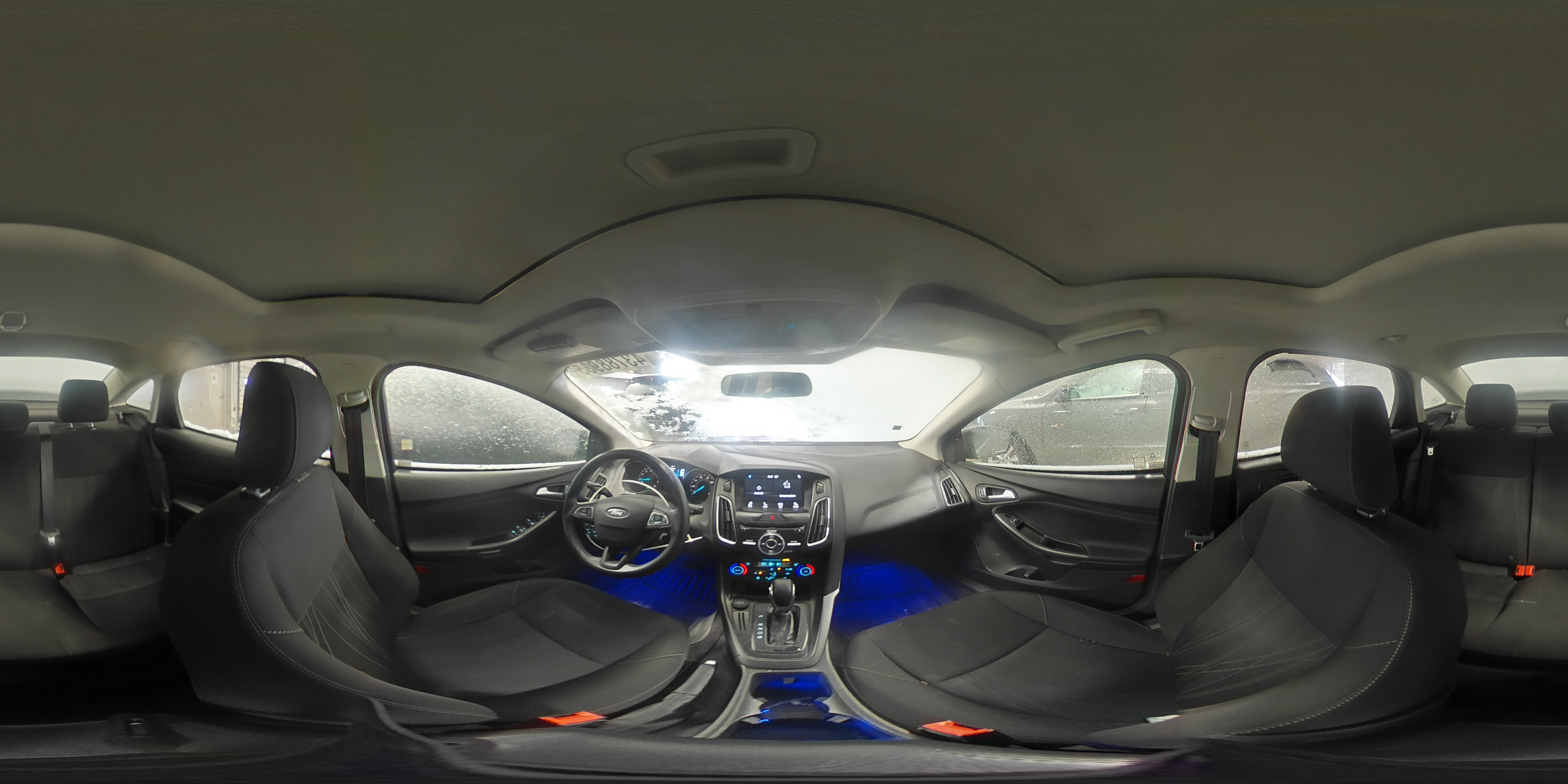 2018 Ford Focus - Image 12