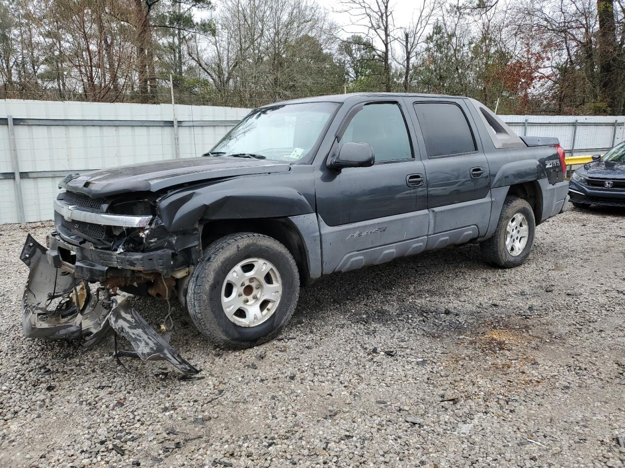 2003 Chevrolet Avalanche - Image 1