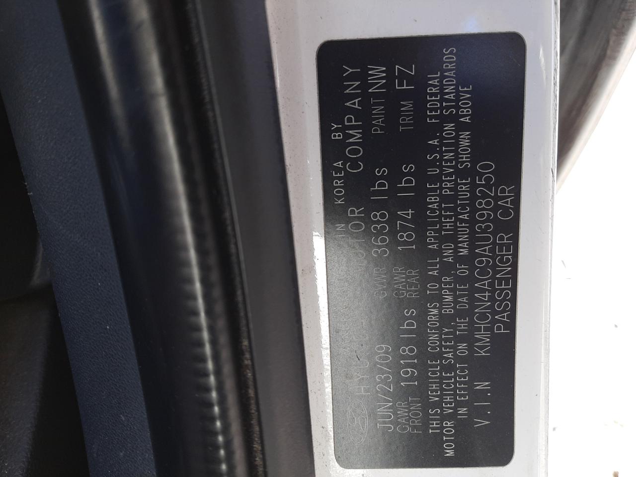 2010 Hyundai Accent - Image 14
