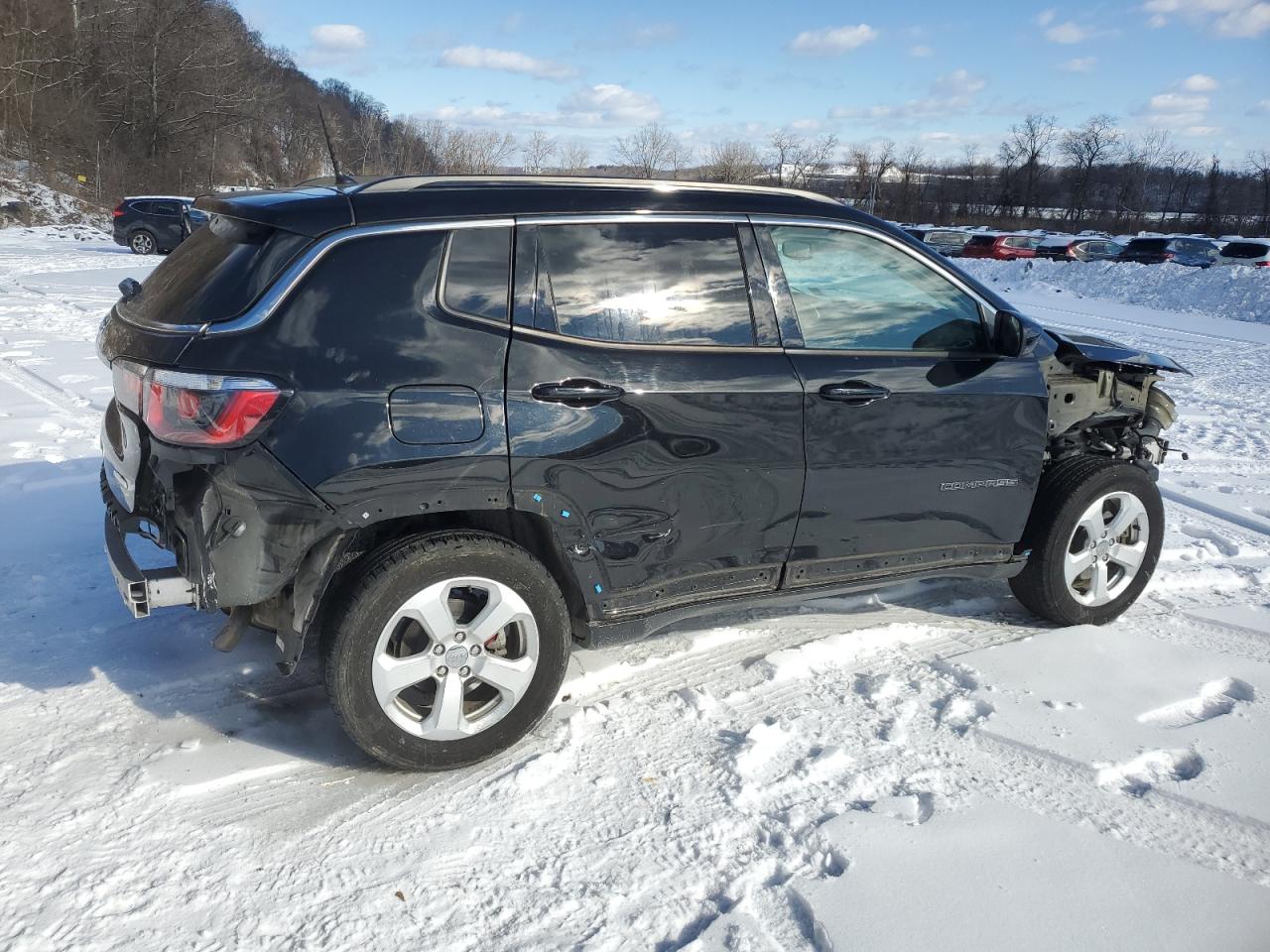 2018 Jeep Compass - Image 3
