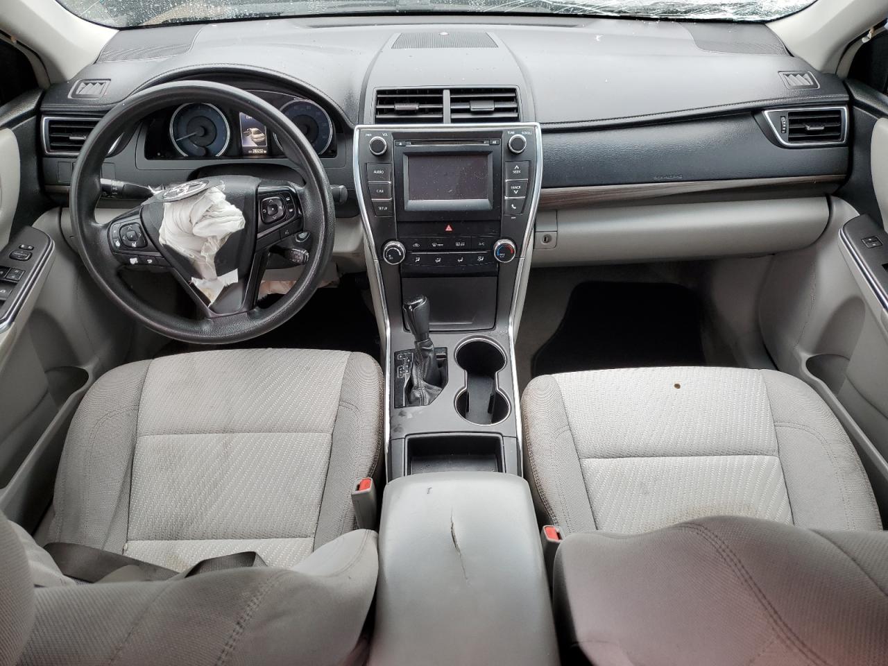2016 Toyota Camry - Image 8